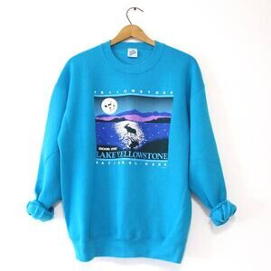 Vintage Moon Over Lake Yellowstone National Park Sweatshirt Large